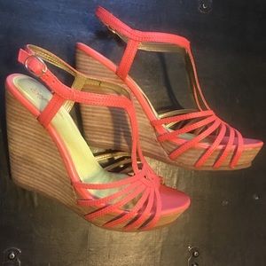 Seychelles wedges bright coral